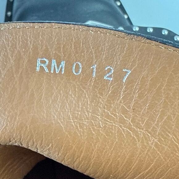 Givenchy Women's Black Leather Studded Buckle Pointed Toe Ankle Boots Size 7.5 - Picture 6 of 8